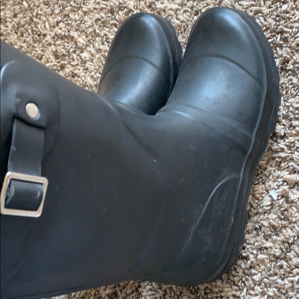 rain boots